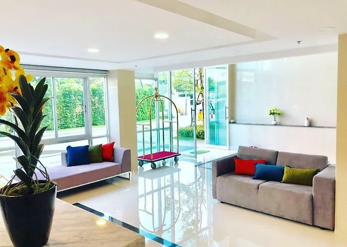The Lux Ladprao 10 Bangkok