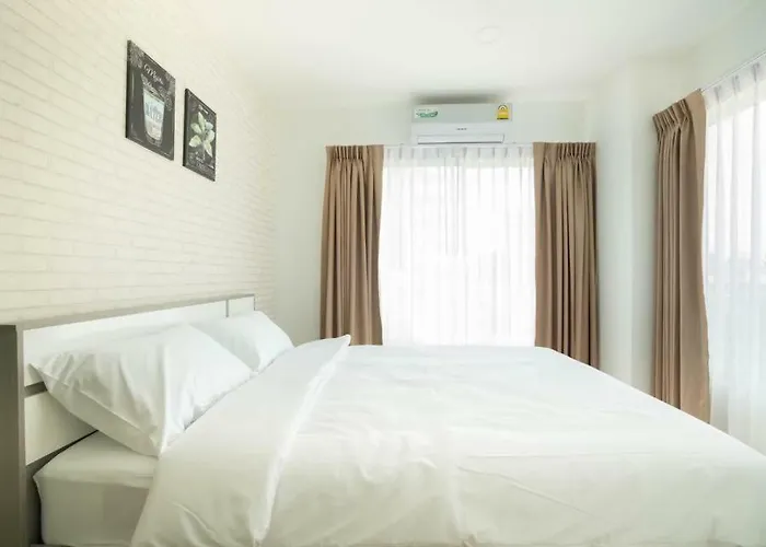 The Lux Ladprao 10 4*